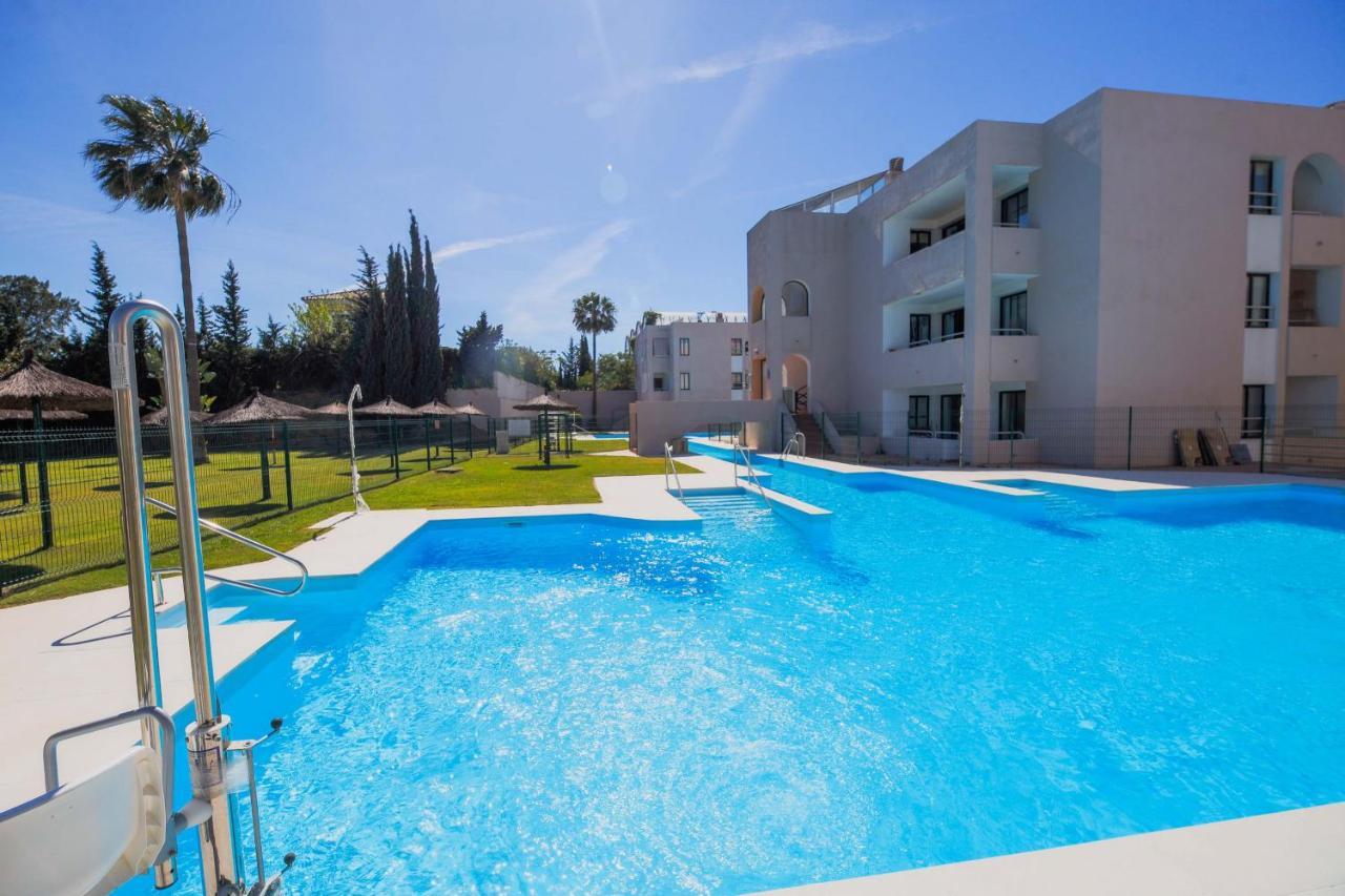 Royal Golf 308 1 Apartment San Roque  Bagian luar foto
